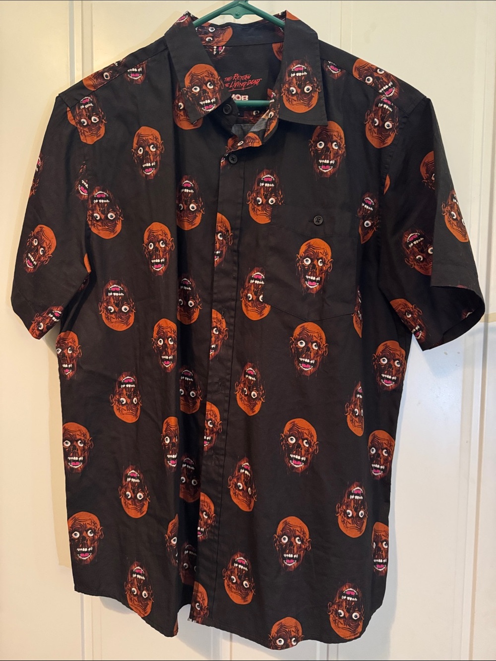 The Return Of The Living Dead button shirt, size Large, Black w/ Zombie Print!
